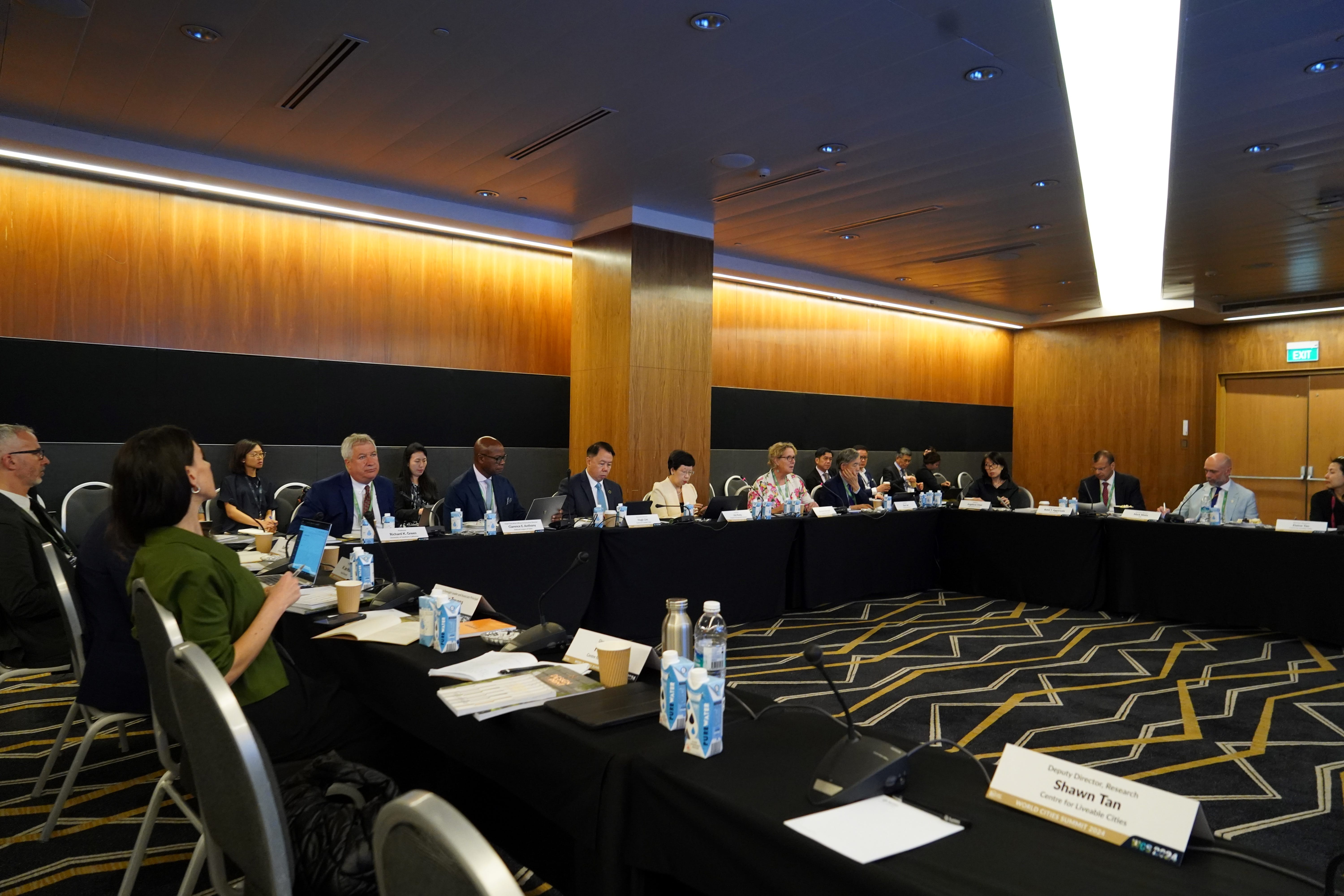 Photo of meeting of the CLC Knowledge Council at the World Cities Summit